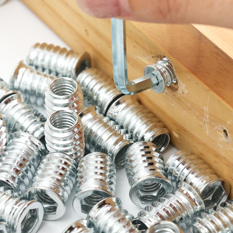 Inserti filettati 10/50x, Dadi - Furniture Hardware Threaded Inserts recensione e prezzo