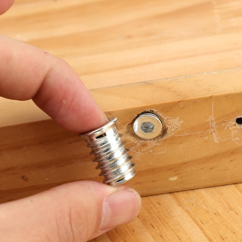 Inserti filettati 10/50x, Dadi - Furniture Hardware Threaded Inserts recensione e prezzo