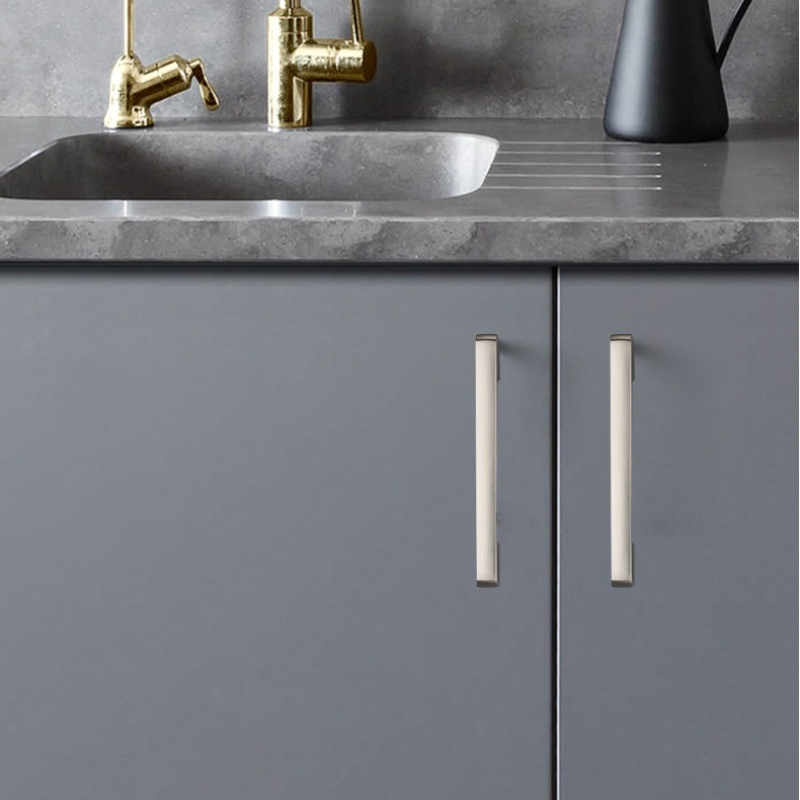 Maniglia per porta dell'armadi - Furniture Grade Hardware recensione e prezzo