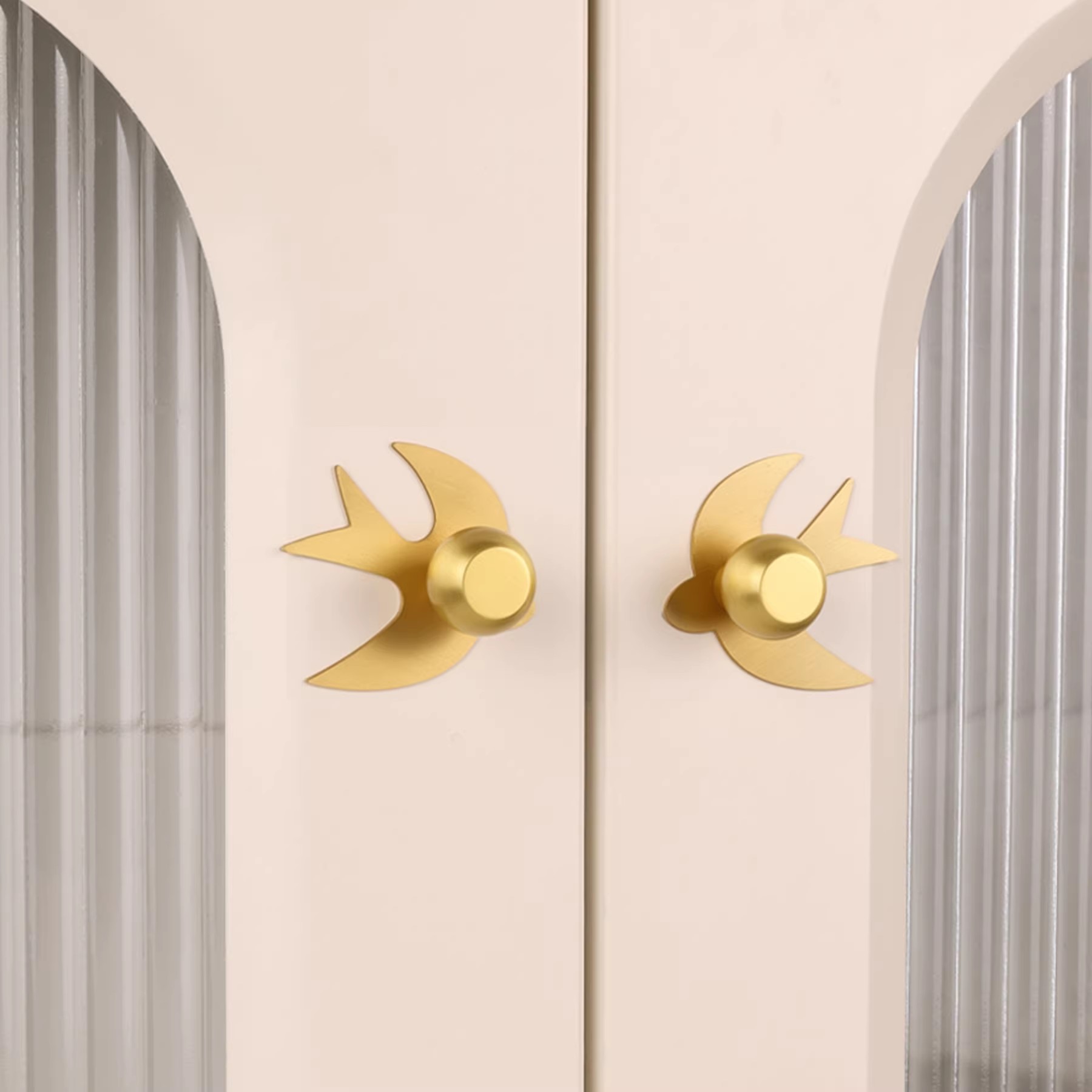 Maniglie Creative per Mobili i - Furniture Hardware With Backplate recensione e prezzo